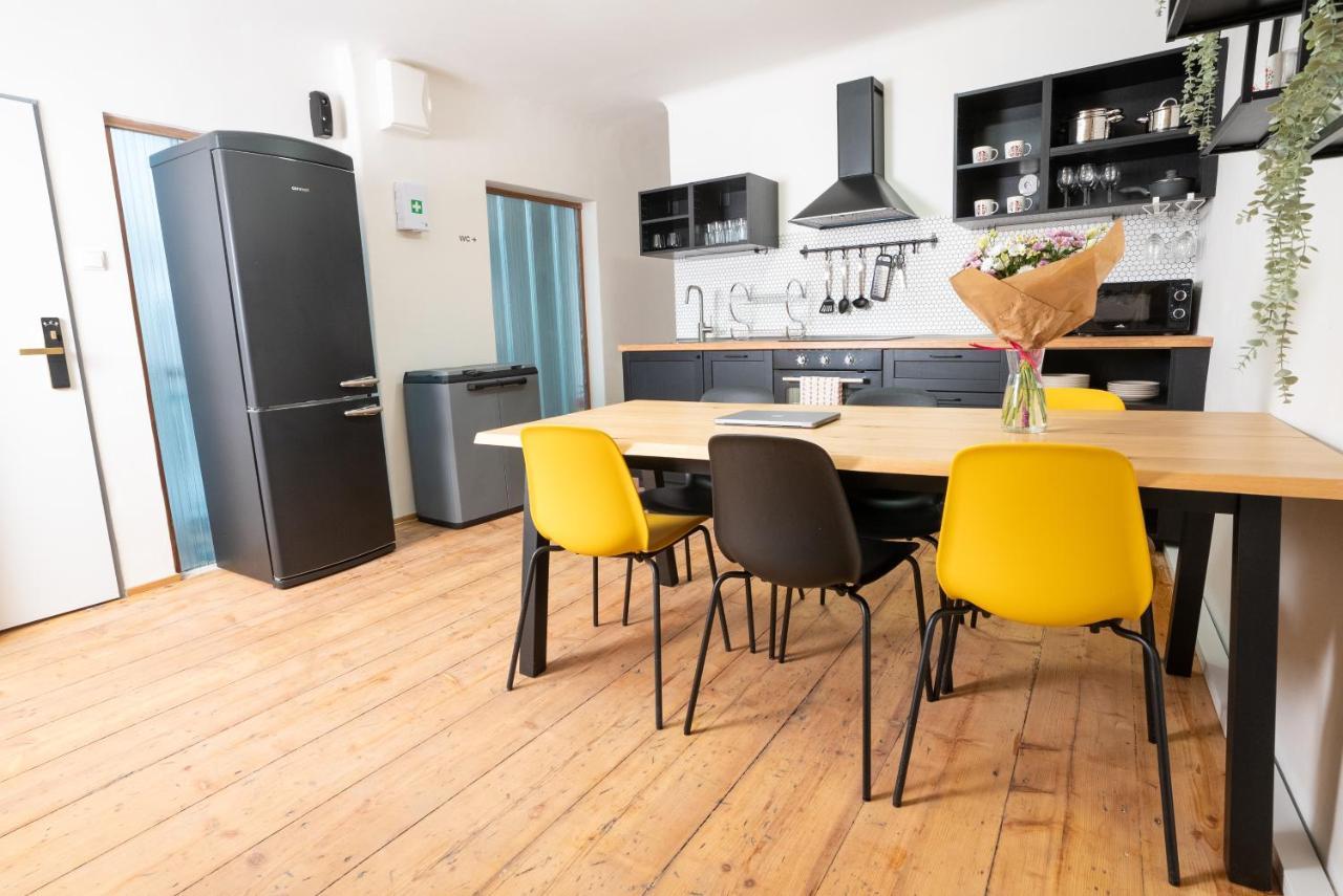 White Wolf House Hostel & Apartments Prague Luaran gambar