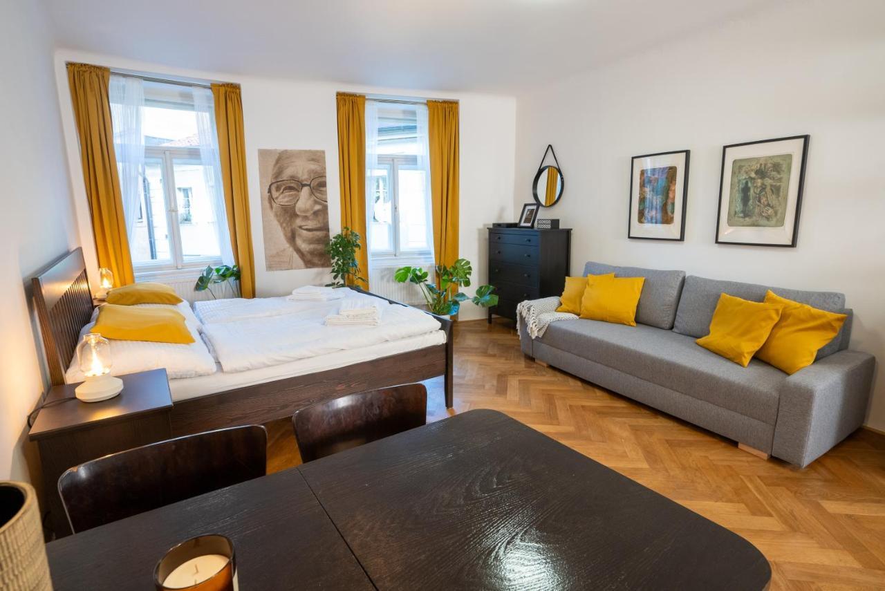 White Wolf House Hostel & Apartments Prague Luaran gambar